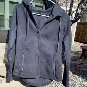 Women’s Swiss tech jacket